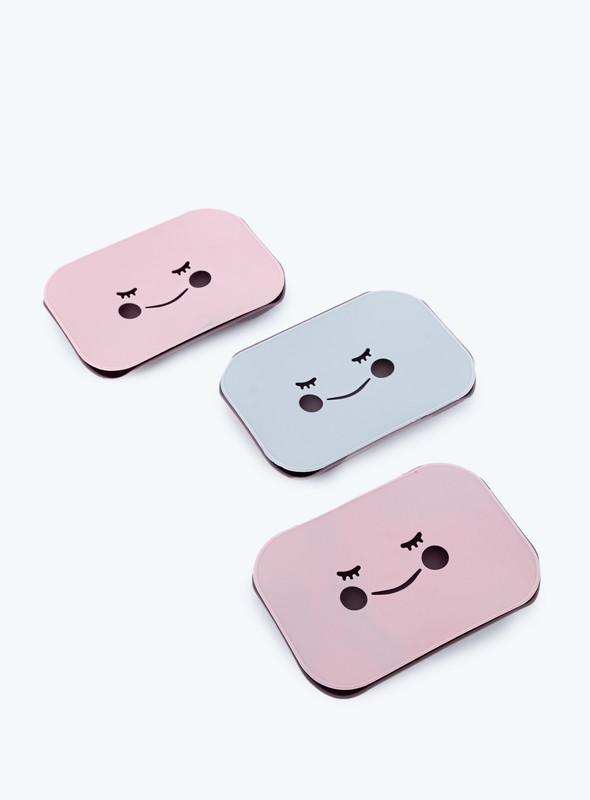 DAY N DAY -Brush Holder