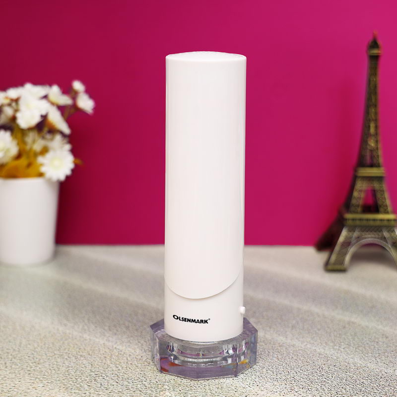 Olsenmark OME2750 Rechargeable LED Desk Lamp - Stylish folding design - Dimmable lamp light - RGB - Auto on/off function - 3.5 hours from a single charge - High quality COB LED - USB charger - 5W - Li