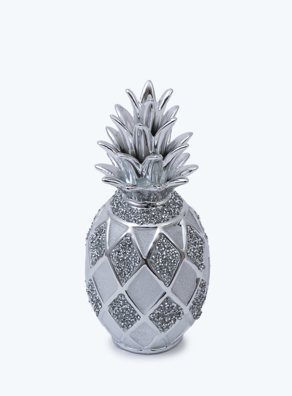 DAY N DAY Flower  ceramic vase Handcraft with Minimalist Design 