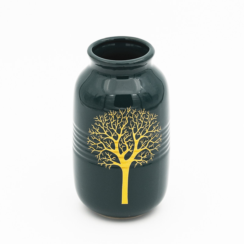 DAY N DAY Flower  ceramic vase   can accent your home or office for the right decor with or without floral or greenery additions 