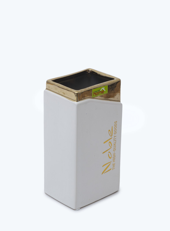 DAY N DAY Flower  ceramic vase Handcraft with Minimalist Design 