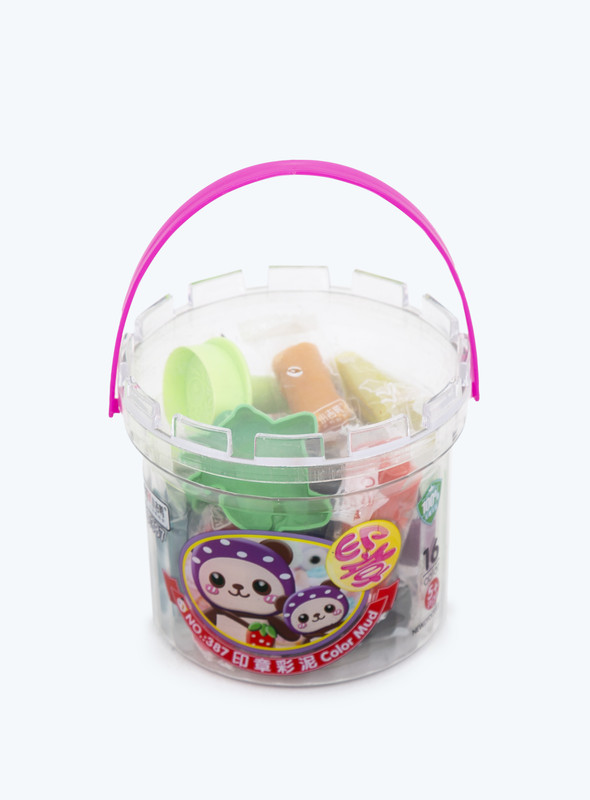 Day N Day-16 PC CLAY SET AND 2 PC STATUE