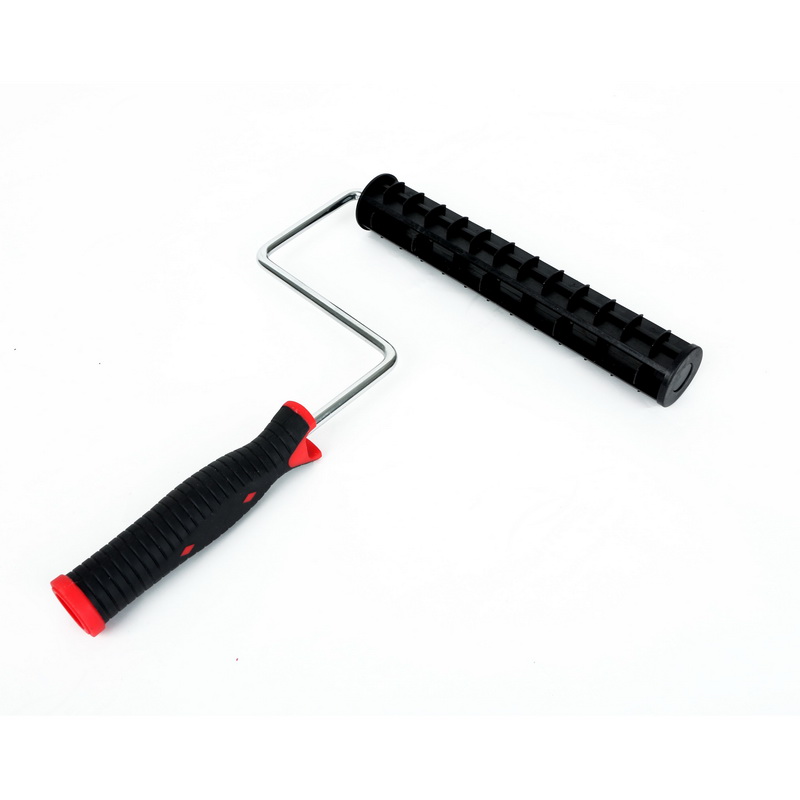 Geepas GT59050 9 Inch Heavy Duty Paint Roller Handle - Bi-Color Soft Padded Handle with Steel Core - Lightweight, Soft Grip & Easily Interchangeable Rollers for Wall Decorating - Easy Reach Wall Rolle